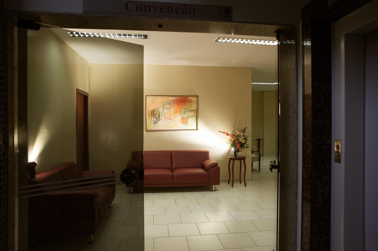 Vind'S Plaza Hotel Caratinga Exterior photo